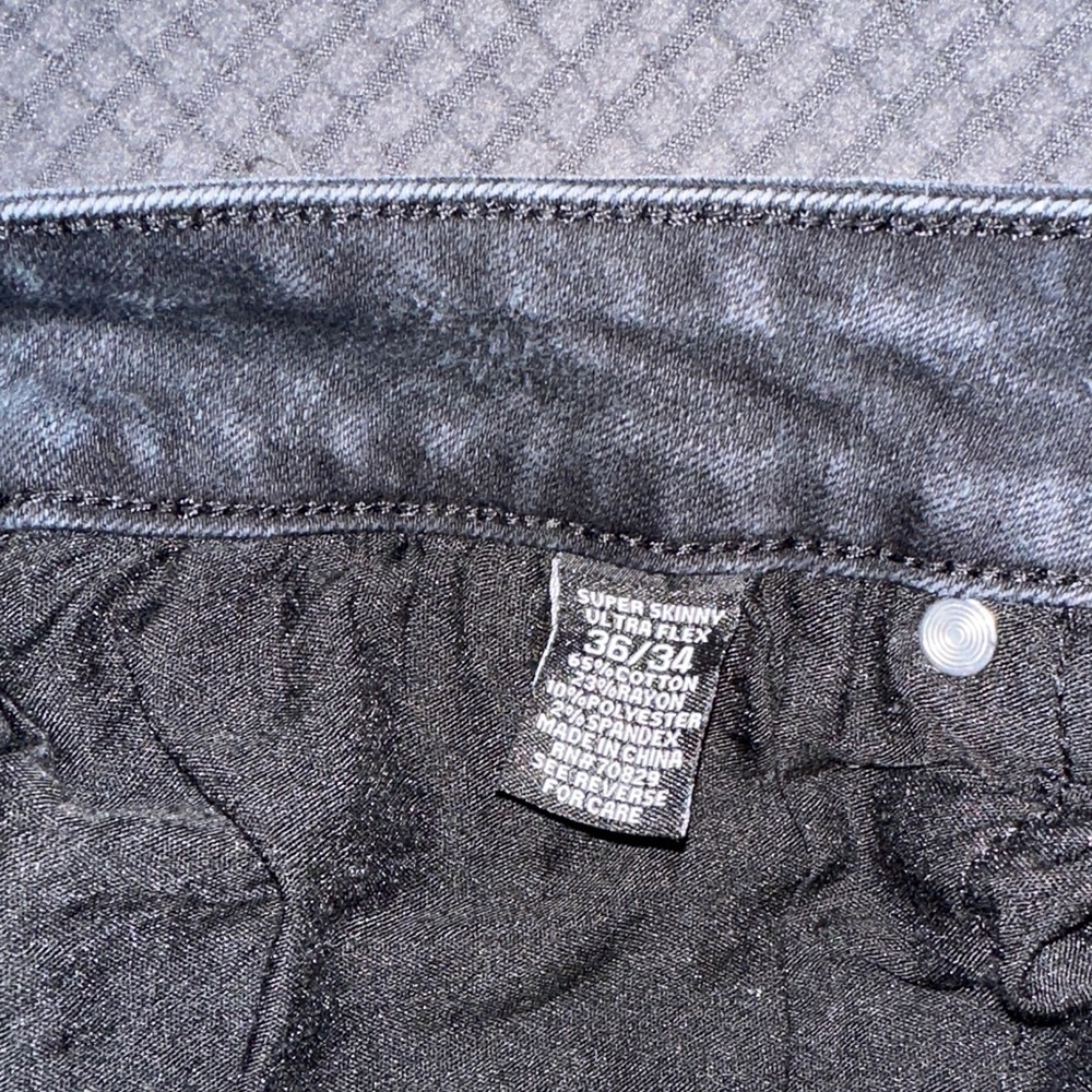 Rue21 Men's Skinny Jeans - Dark Wash - Picture 6 of 6